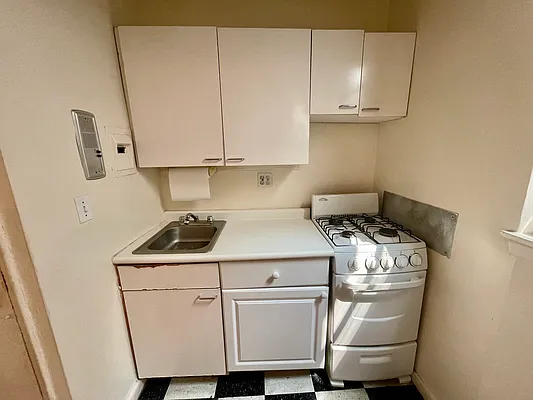 Rented by Compass | media 8