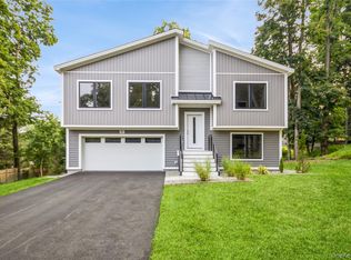 41 Alden Rd, Poughkeepsie, NY 12601