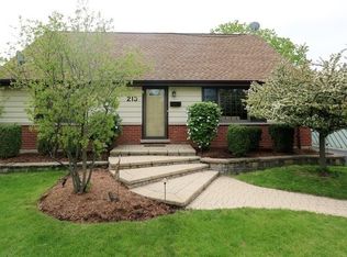 213 E Wilson Ave, Lombard, IL 60148