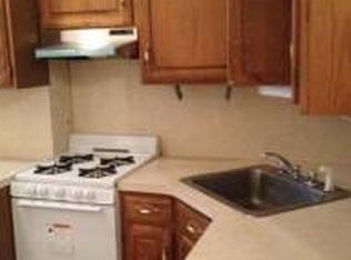 6061 Putnam Ave, Ridgewood, NY 11385