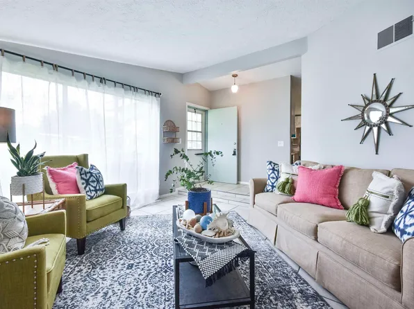 128 Lakewood Blvd, Duncan, OK 73533