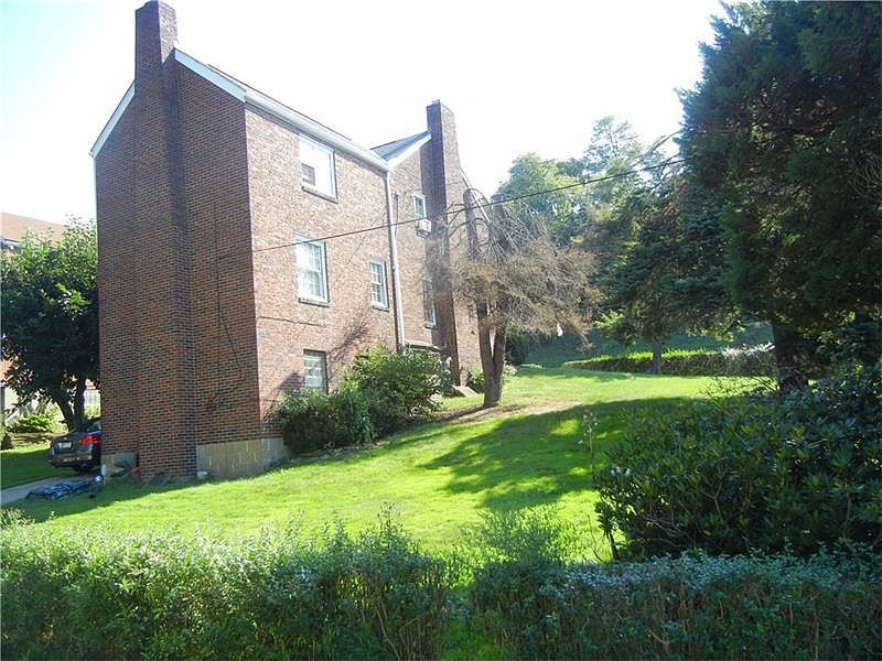 2nd image of 2003 Robinson Blvd