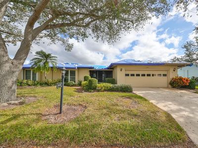 2701 Lancaster Dr, Sun City Center, FL, 33573