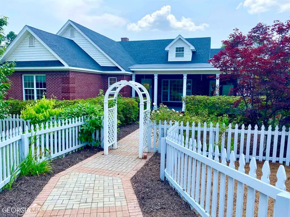 2510 Center Point Rd, Carrollton, GA 30117