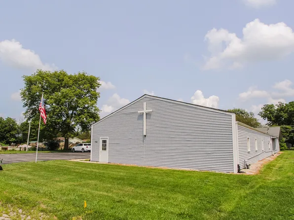 708 7th St, Mazon, IL 60444