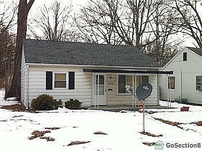2nd image of 4506 Oliver St