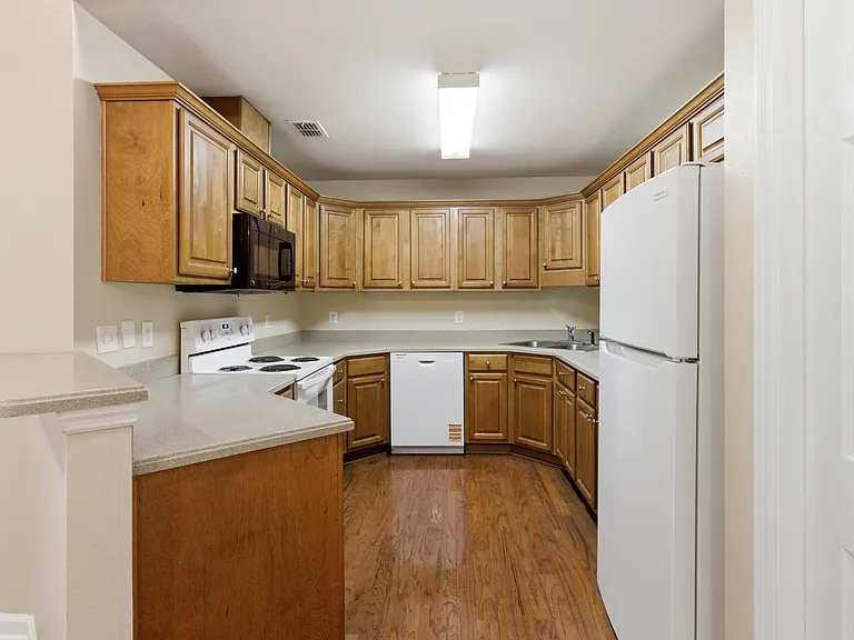 1611 Quazar Rd — Photo 9