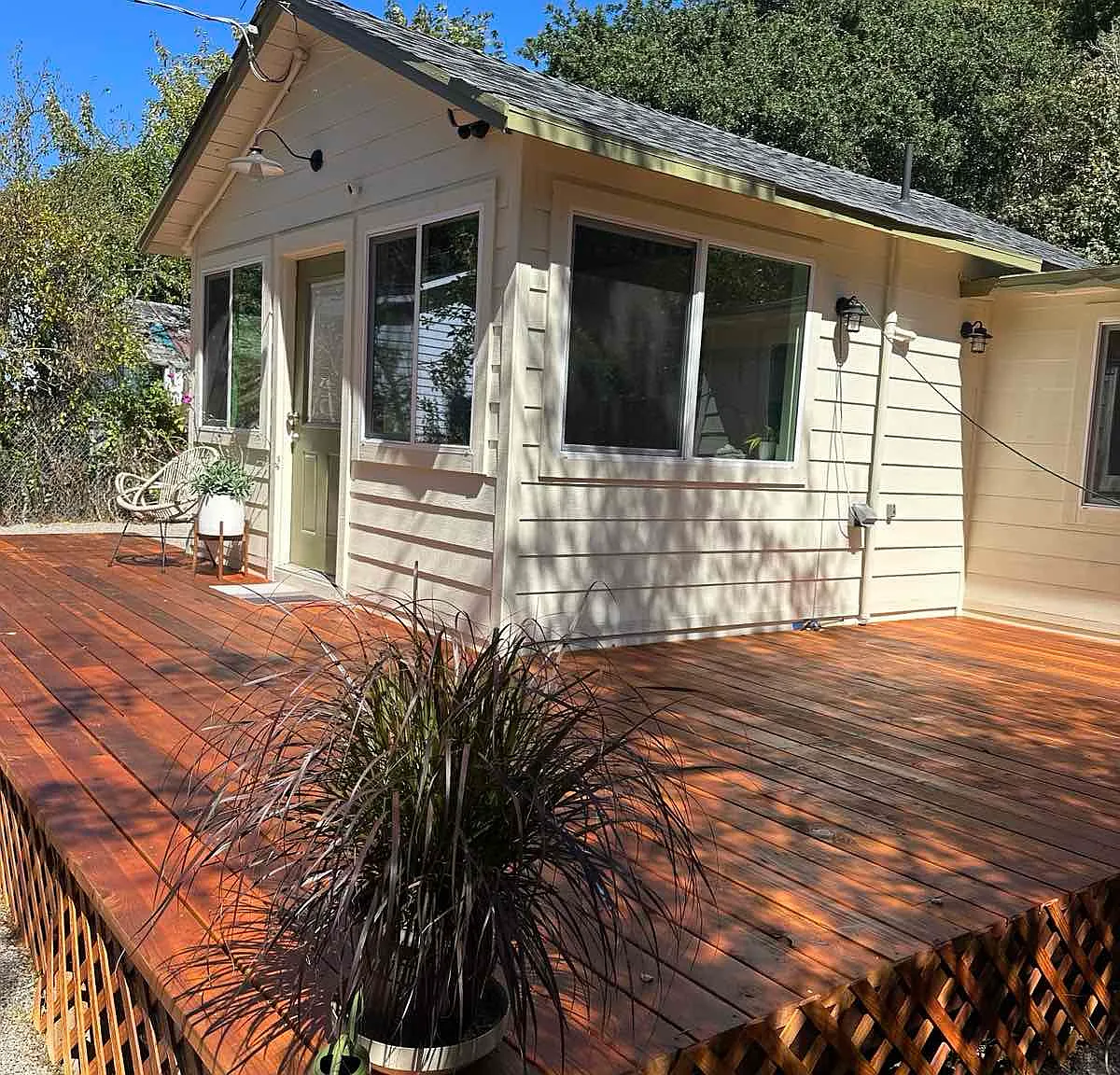 2 bed, 600 sqft, $2,500 — Photo 2