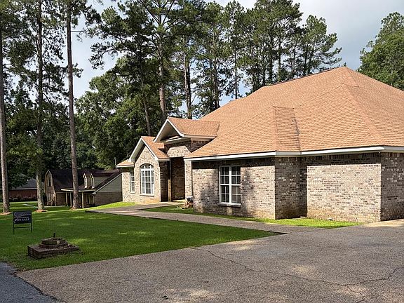 2nd image of 16 Heatherwood Dr