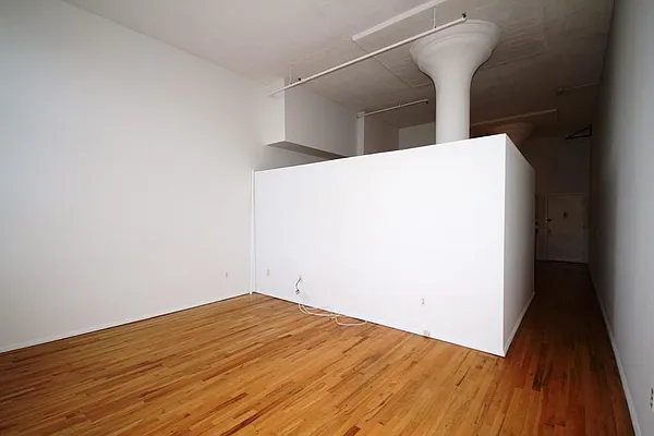 Rented by Corcoran | media 23