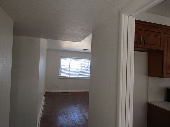 5th image of 1396 Las Lomitas Cir