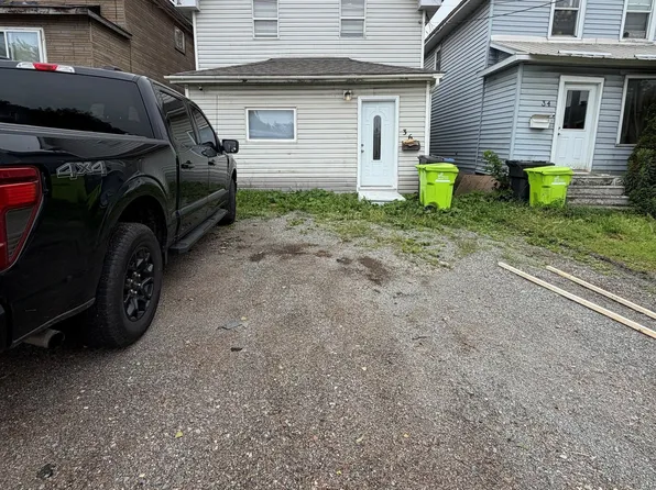 36 Saint Georges Ave E, Sault Ste Marie, ON P6B 1W7