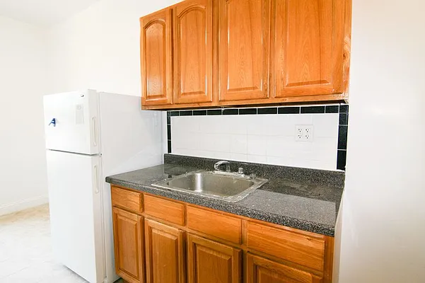 Rented by Voro New York | media 7