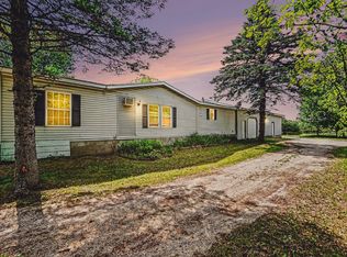10967 S Hawkins Rd, Reed City, MI 49677