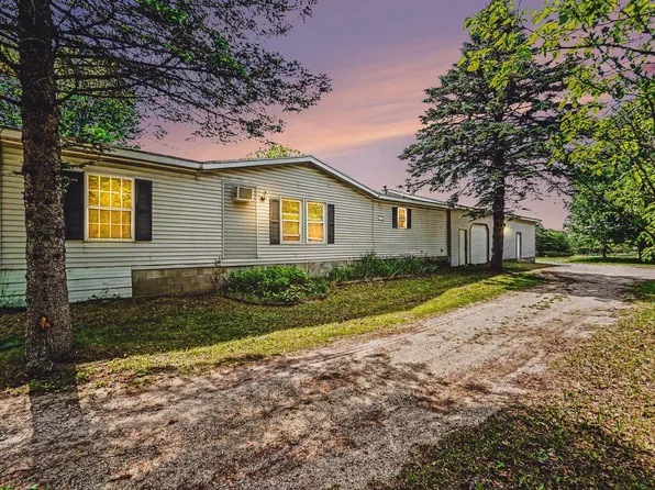 10967 S Hawkins Rd, Reed City, MI 49677