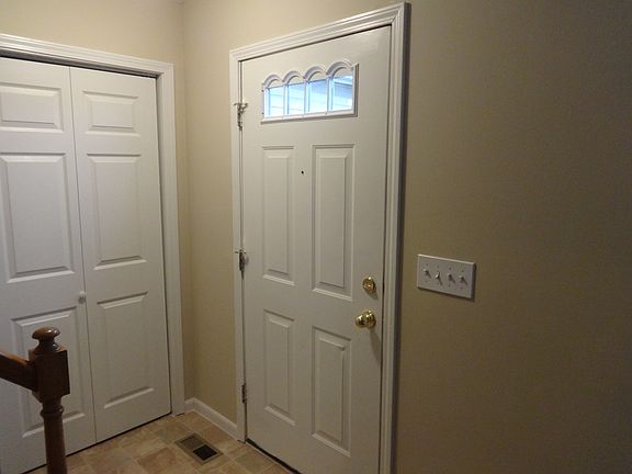 4th image of 8378 Lucerne Dr