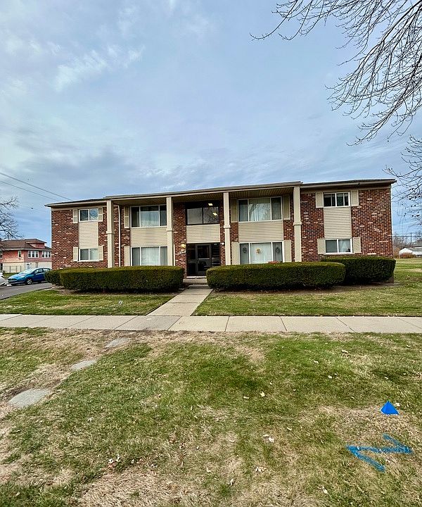 1st image of 360 Walnut St Unit 101