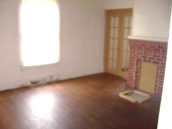 4th image of 623 Fillmore St