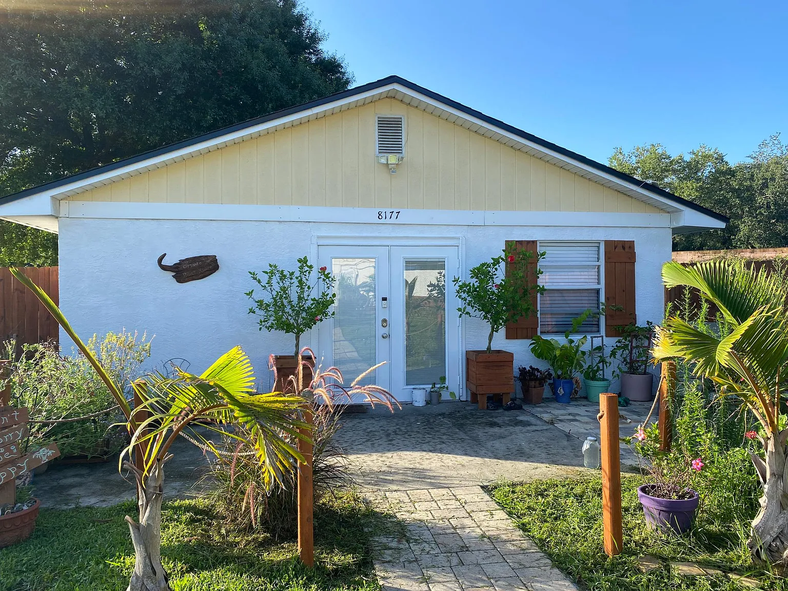 2 bed, 750 sqft, $1,995 — Photo 2