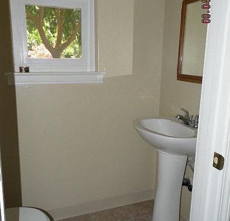 4th image of 1407 N Thorne Ave