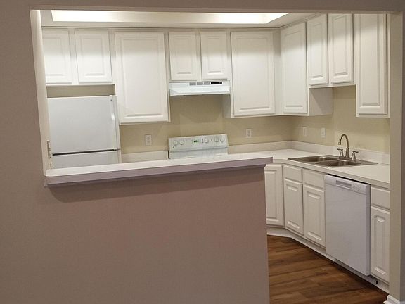 5th image of 2053 Dry Creek Pl