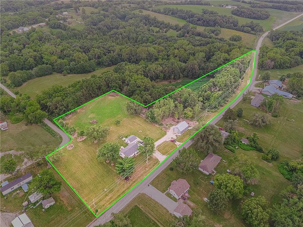 704 S 2nd St, Spickard, MO 64679 Zillow