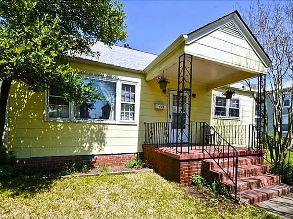 446 Macarthur Ave, Portsmouth, VA 23704