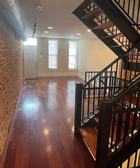 1349 Jackson St — Photo 2
