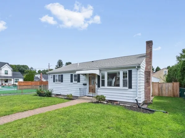 37 Kenmore Rd, Waltham, MA 02453