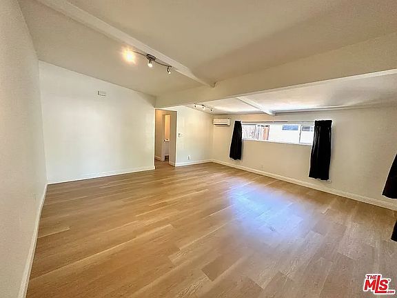 4th image of 6625 Atoll Ave