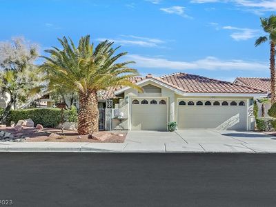 2424 Ocean Front Dr, Las Vegas, NV, 89128