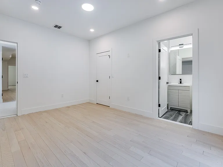 41 Dey St #2 — Photo 9
