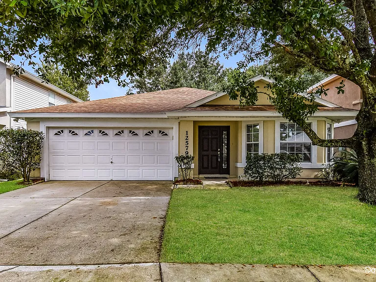 12579 W Woodfield Cir — Photo 1