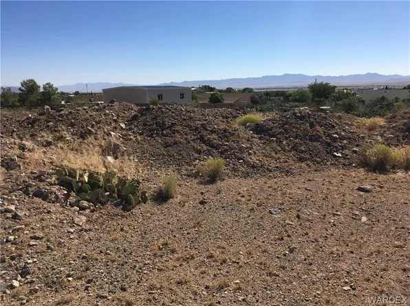 9352 W Bonanza Ave, White Hills, AZ 86445