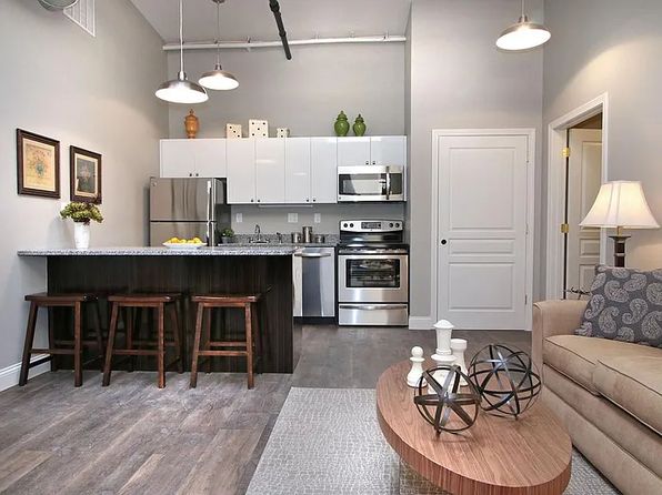 40-46 Winter St #403