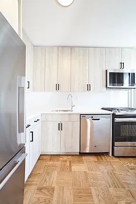 Sold by Time Equities, Inc. | media 14