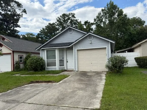 5061 Knightsbridge Cir N, Jacksonville, FL 32244
