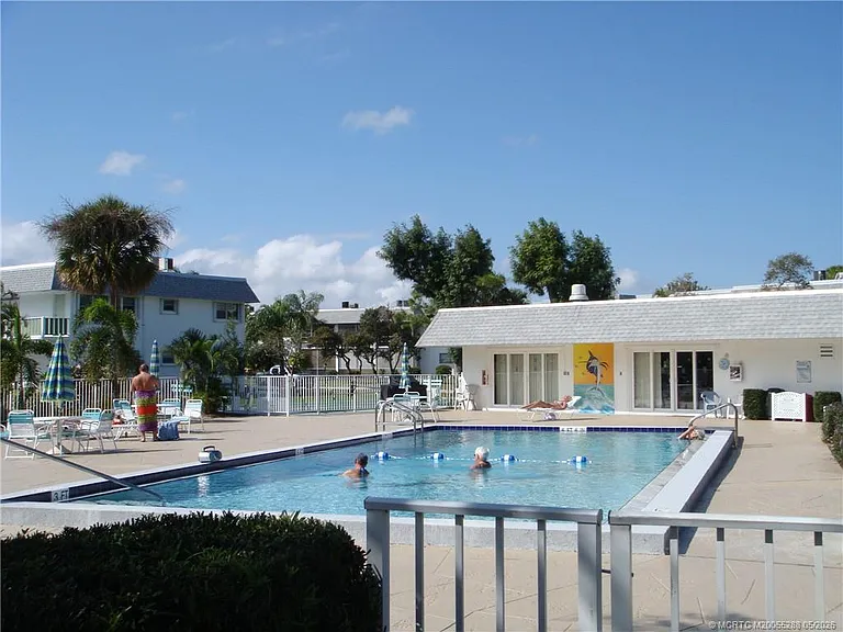 2929 SE Ocean Blvd #113-2 — Photo 14