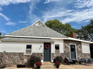 11103 E Sun City Rd, Haven, KS 67543