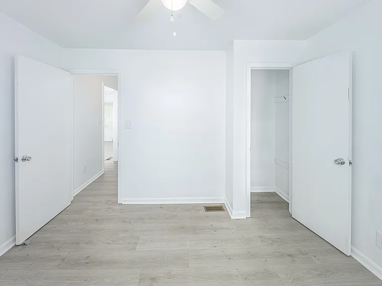 1637 Atkamire Dr — Photo 18