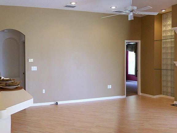 Great Room Panoramic w/Fireplace (wood burning)