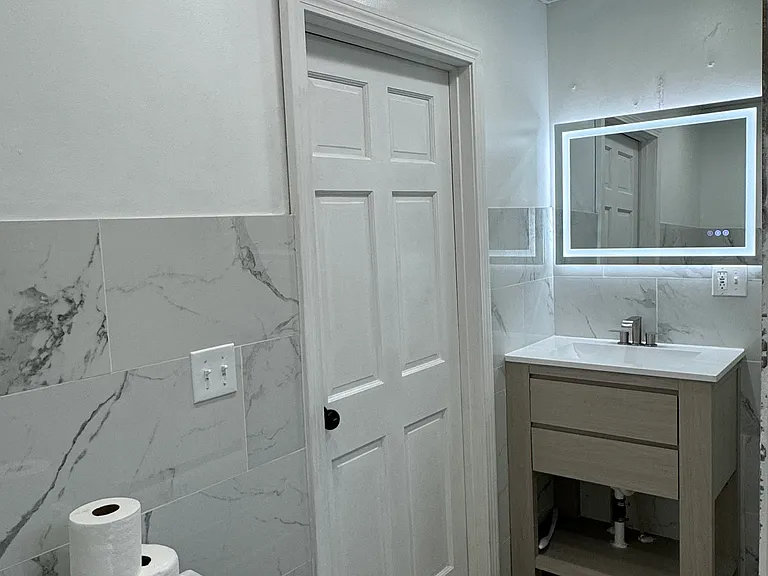 152 Broadway #2 — Photo 7