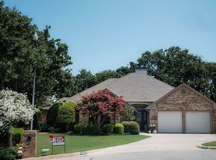 4903 Rockford Ct, Arlington, TX 76017