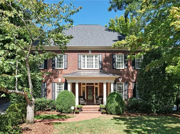 407 Cross Vine Ln, Greensboro, NC 27455