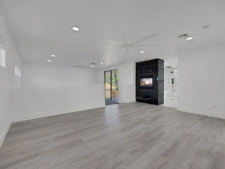 56 Ashby Hills Ct — Photo 20