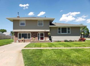 820 Washington St, Gothenburg, NE 69138