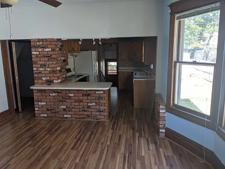 1723 W Fredonia Ave — Photo 7