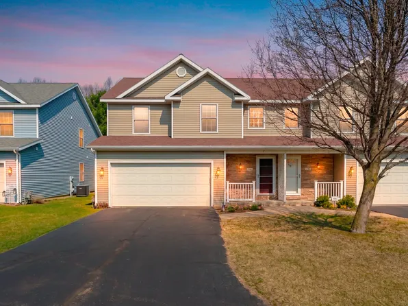 2547 Holiday House Rd, Saint Joseph, MI 49085