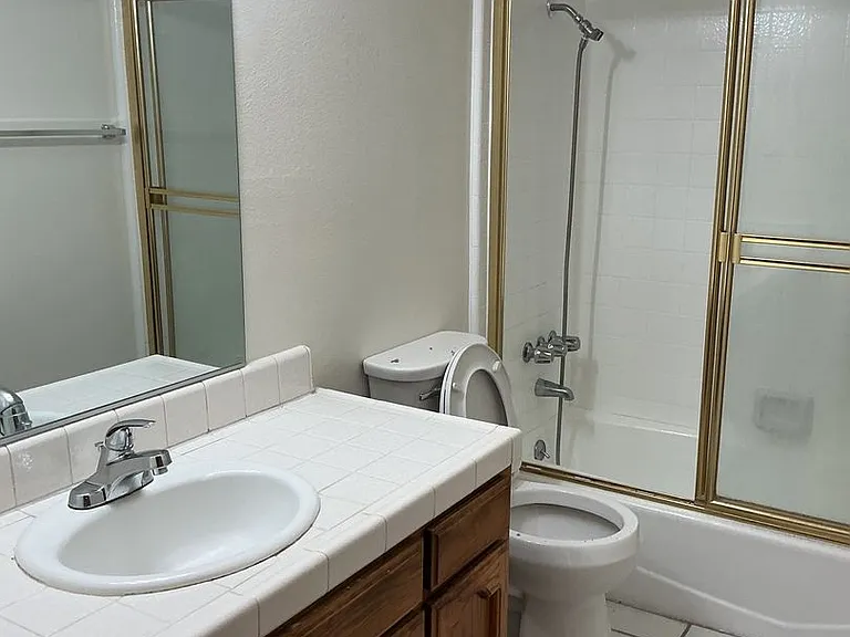 17200 Newhope St #110 — Photo 7
