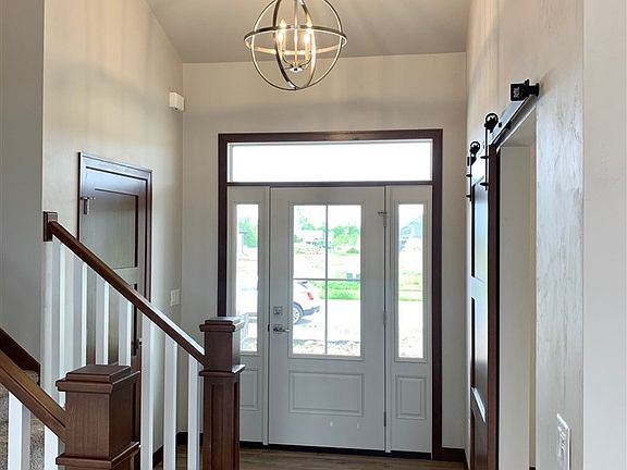 3rd image of 1630 Drusillas Way